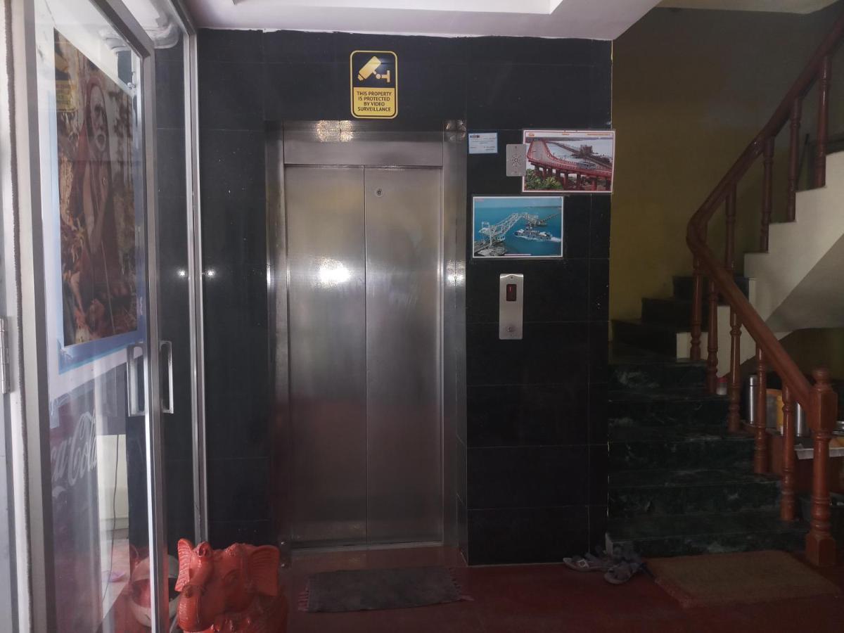 Hotel Sudhiksha Deluxe Рамешварам Экстерьер фото